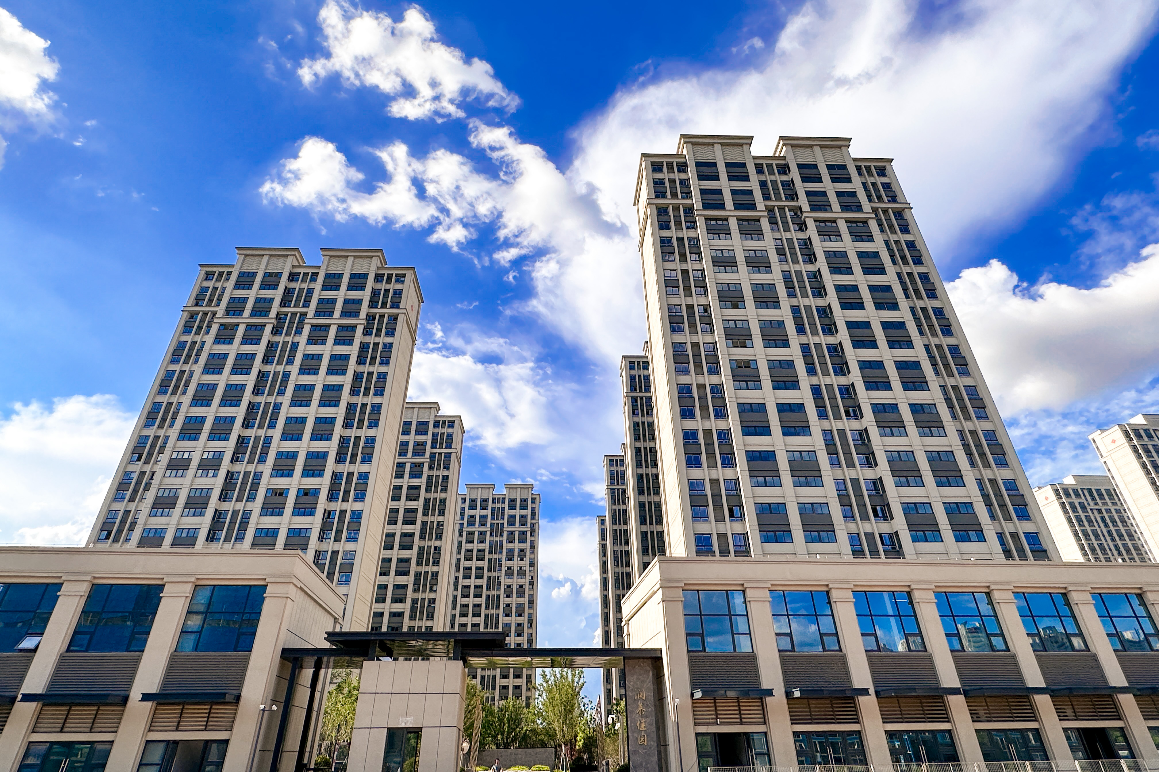 台风过境，，，这一大波民生项目be like（图说包管房）